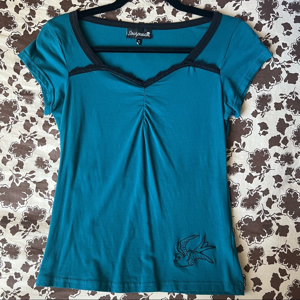 Sourpuss blue tee